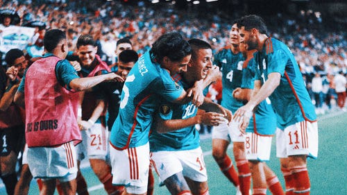 MEXICO MEN Trending Image: Mexico beats Jamaica 3-0, advances to Gold Cup final against Panama